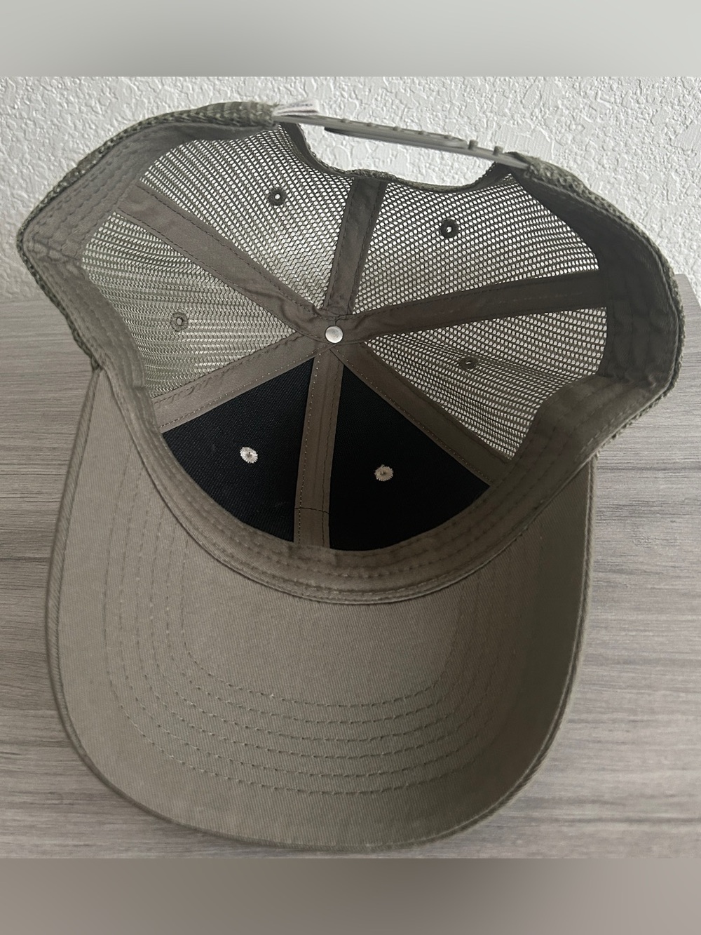 Official Life is Good "Sunrise Water Vista" Mesh Trucker Hat - Picture 4 of 5